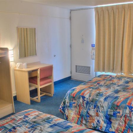 Vagabond Inn El Paso Bilik gambar